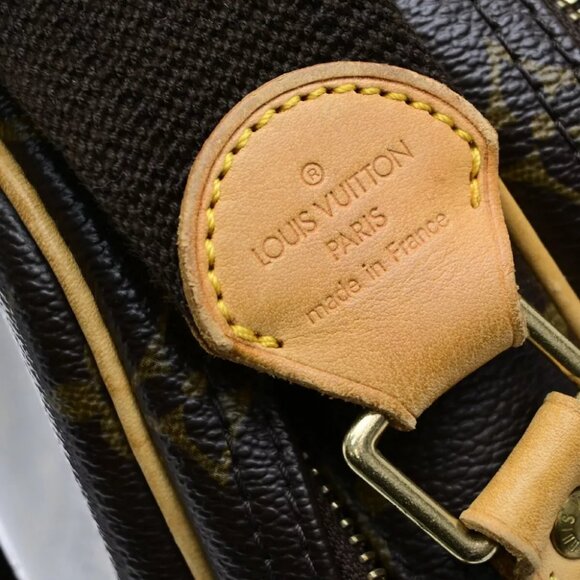 LOUIS VUITTON Reporter PM Crossbody Shoulder Bag Monogram Leather - Picture 10 of 16